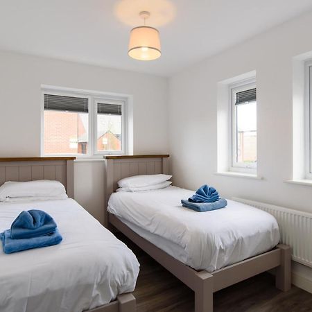 Raphael Retreat Apartment Нюпорт Екстериор снимка