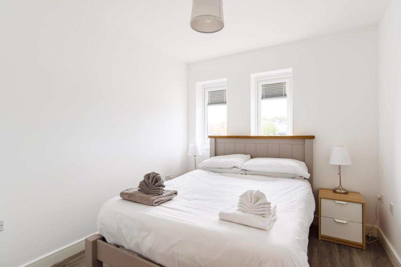 Raphael Retreat Apartment Нюпорт Екстериор снимка